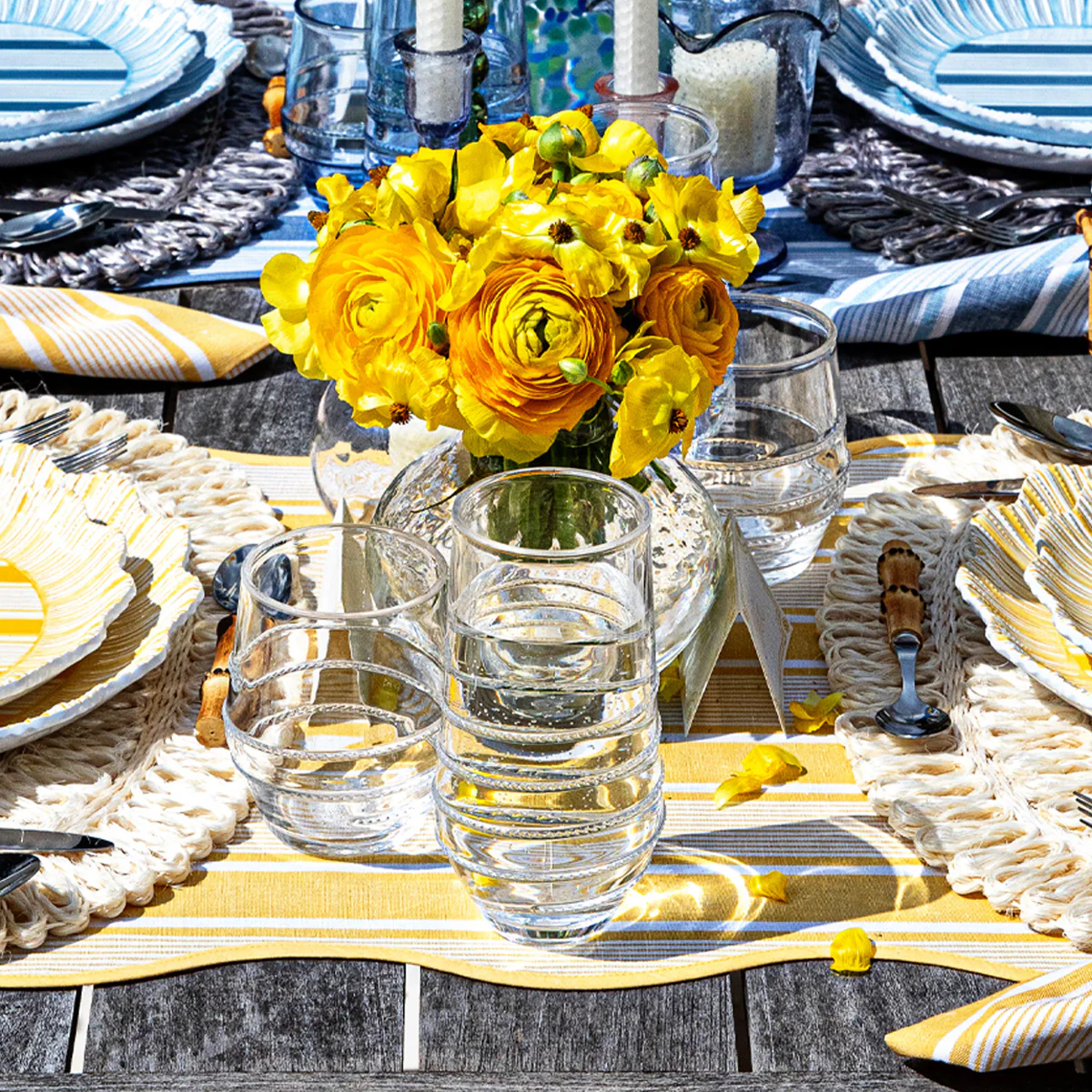 Amalia Acrylic Large Tumbler - Image 3