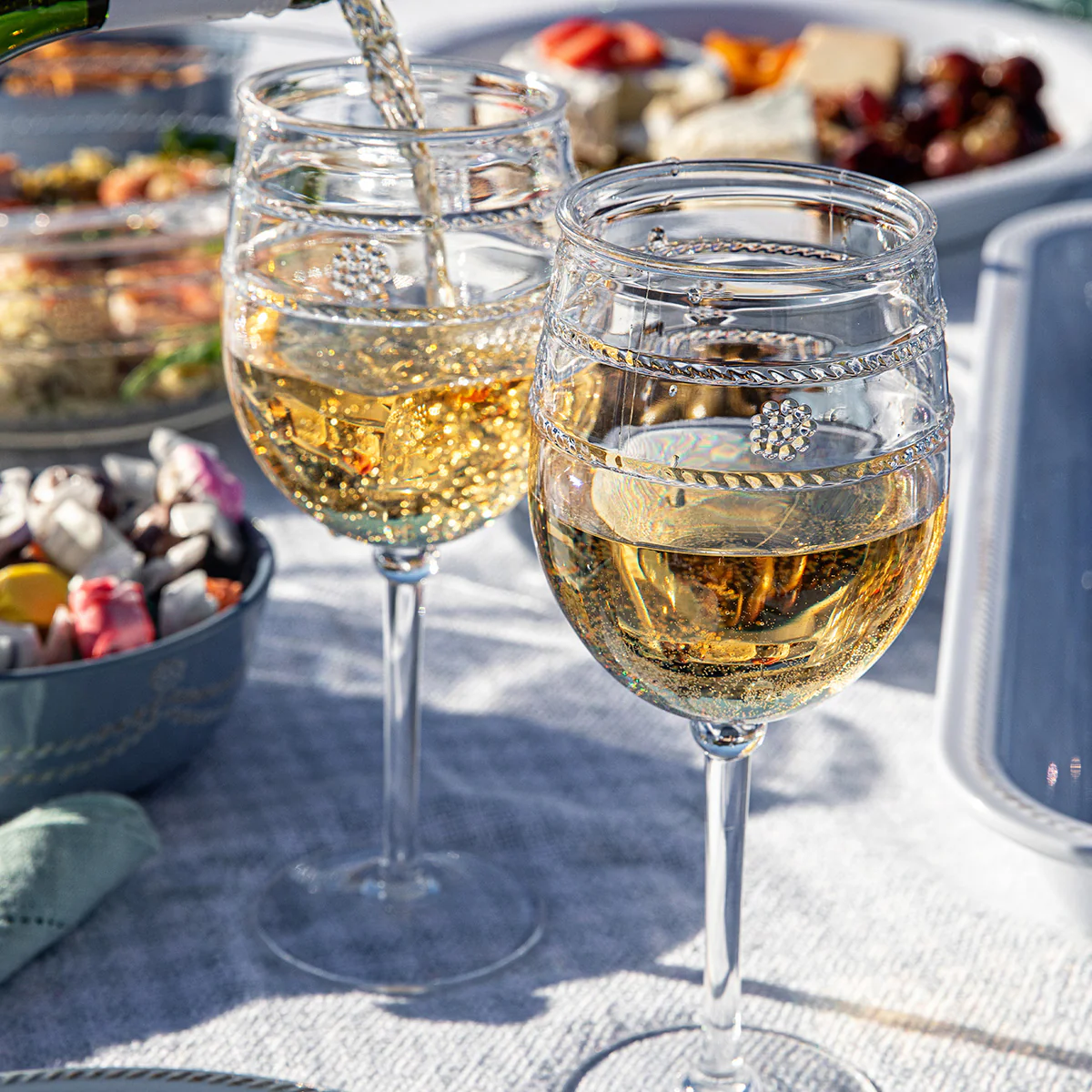 Isabella Acrylic Wine Glass - Image 3