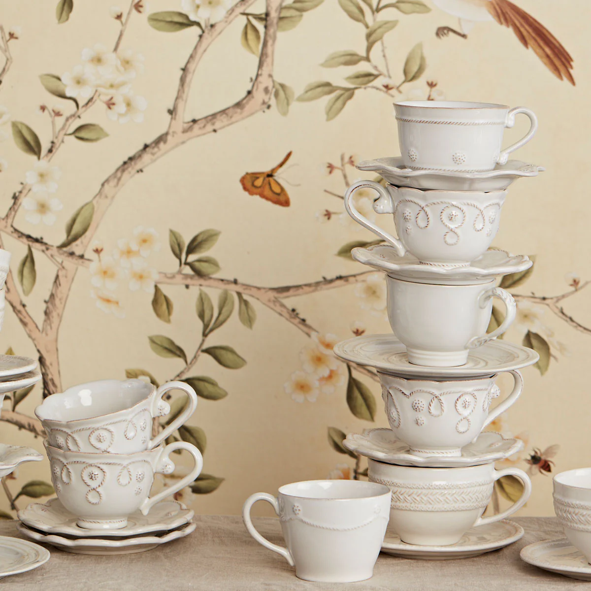 Jardins du Monde Teacup - Whitewash - Image 3