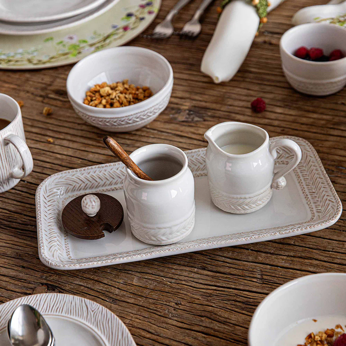 Le Panier 13" Hostess Tray - Whitewash - Image 5